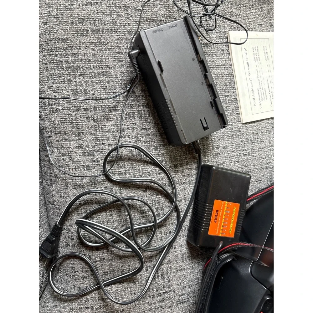 RCA DSP3 Camcorder CC417 Vintage VHS Video Camera Bundle Ambico Bag 12x Zoom